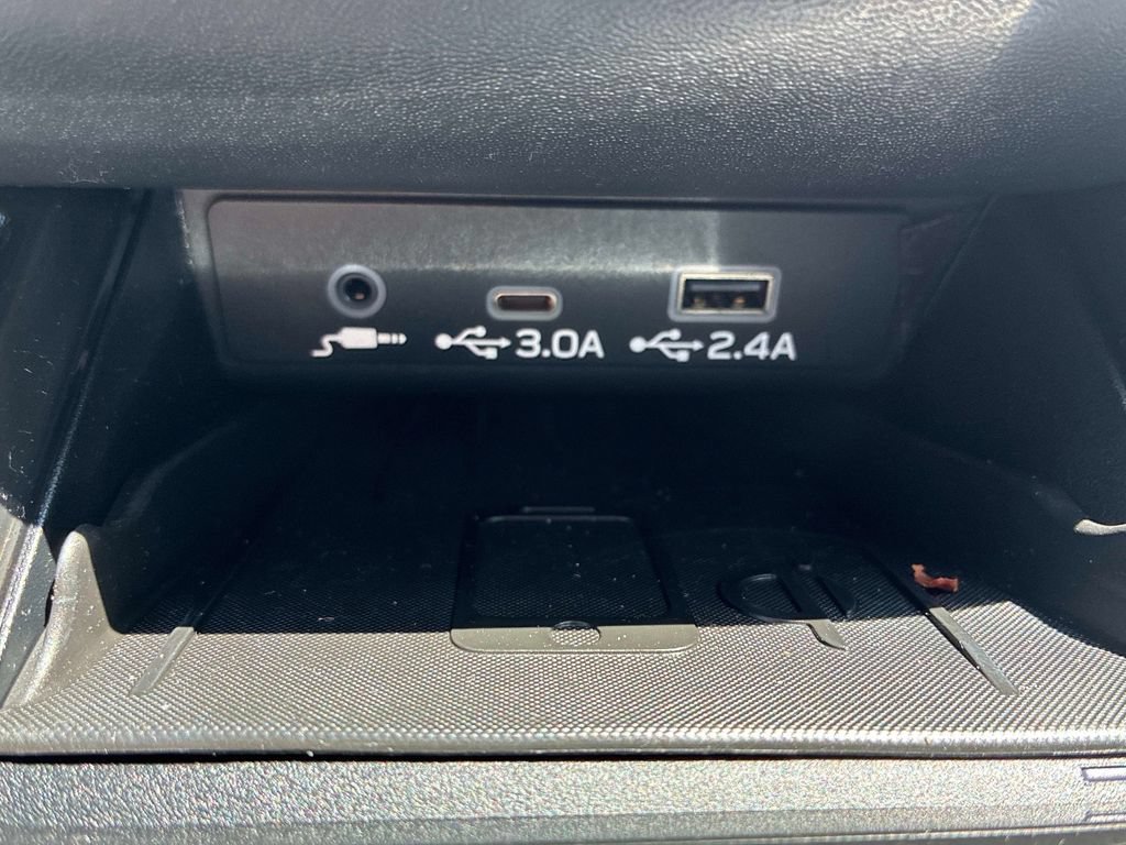 Used 2023 Subaru Outback Limited AWD/4WD image 33