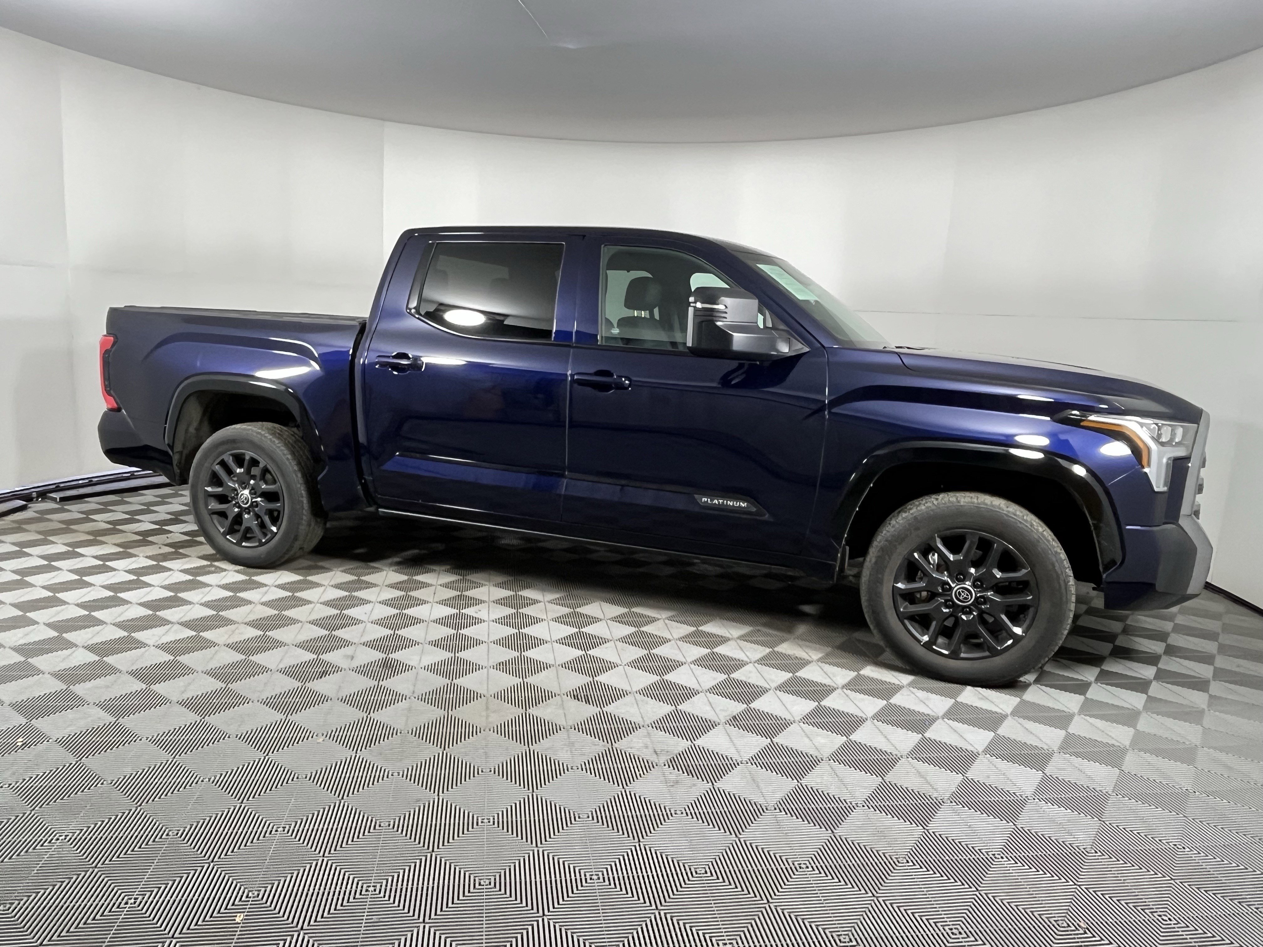 Used 2024 Toyota Tundra Platinum image 6