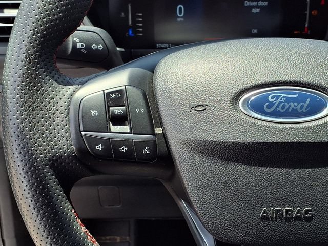 Used 2023 Ford Escape ST-Line AWD/4WD image 6