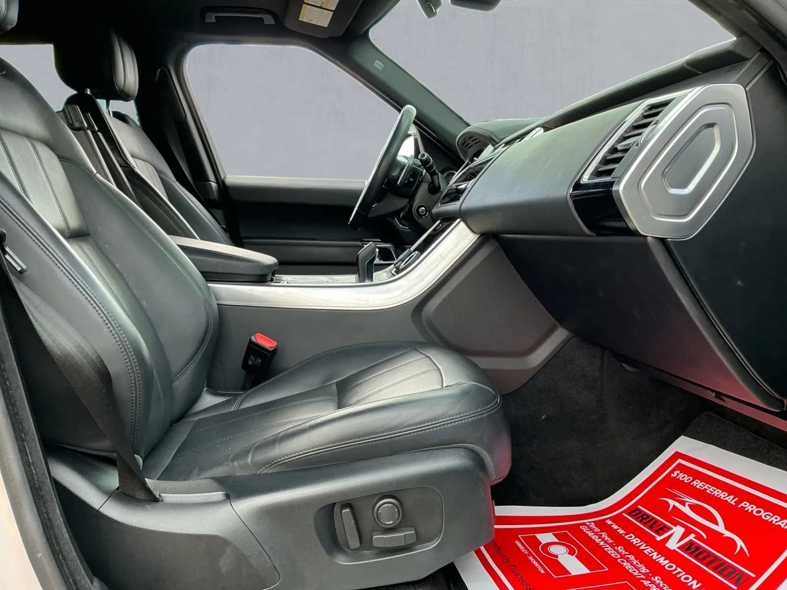 Used 2020 Land Rover Range Rover Sport HSE Dynamic image 20