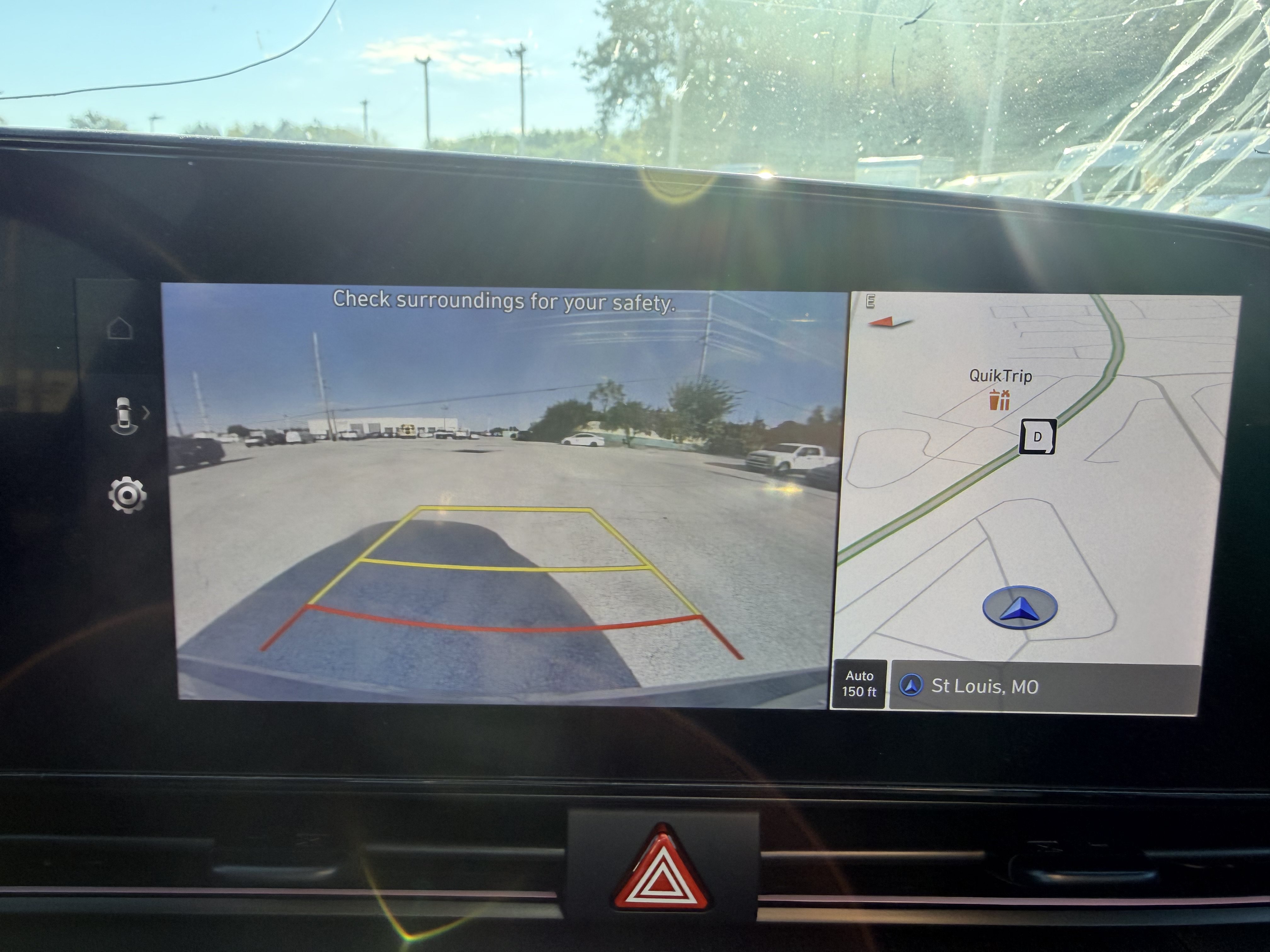 Used 2025 Hyundai Elantra SEL FWD image 16