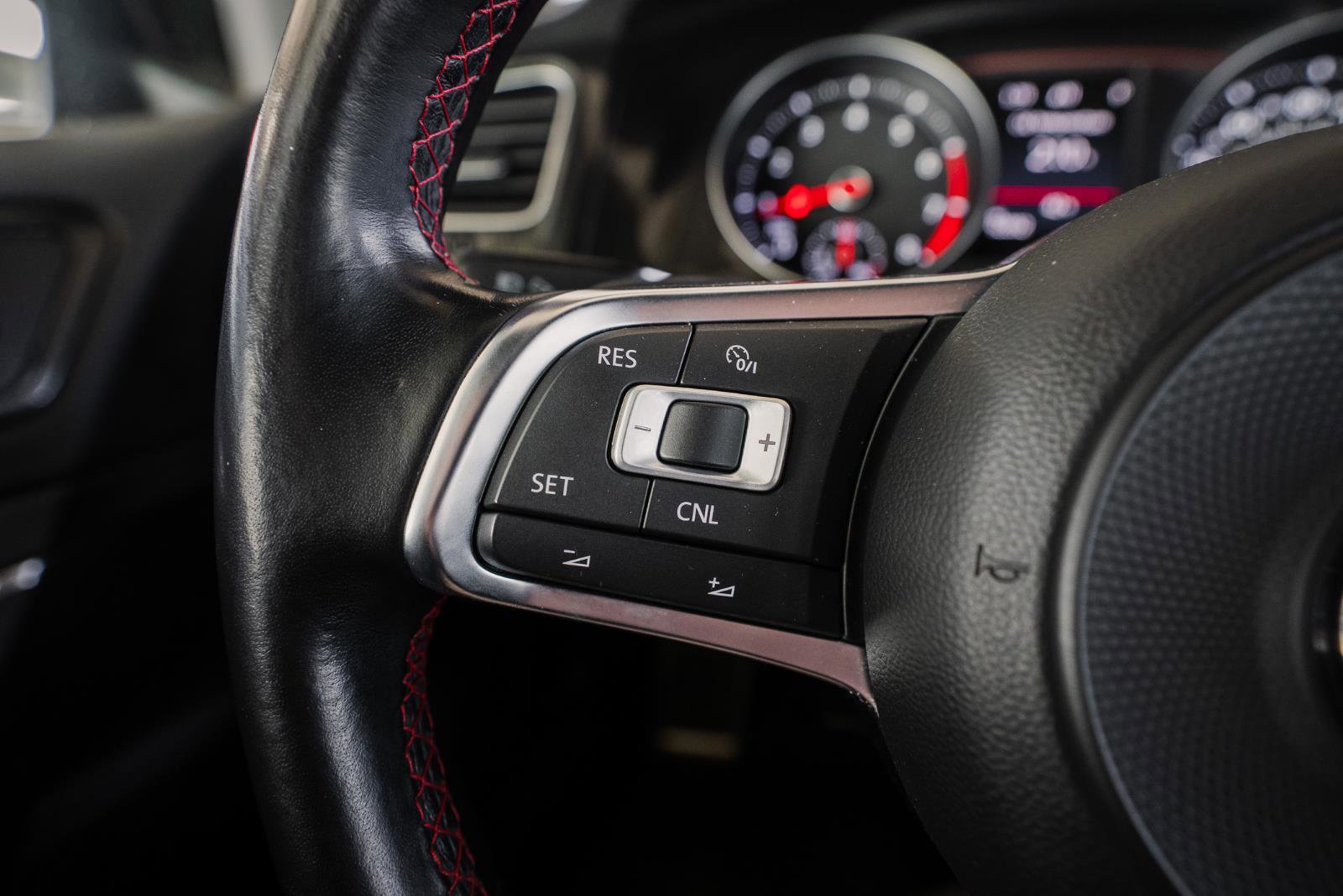 Used 2017 Volkswagen GTI Sport image 22