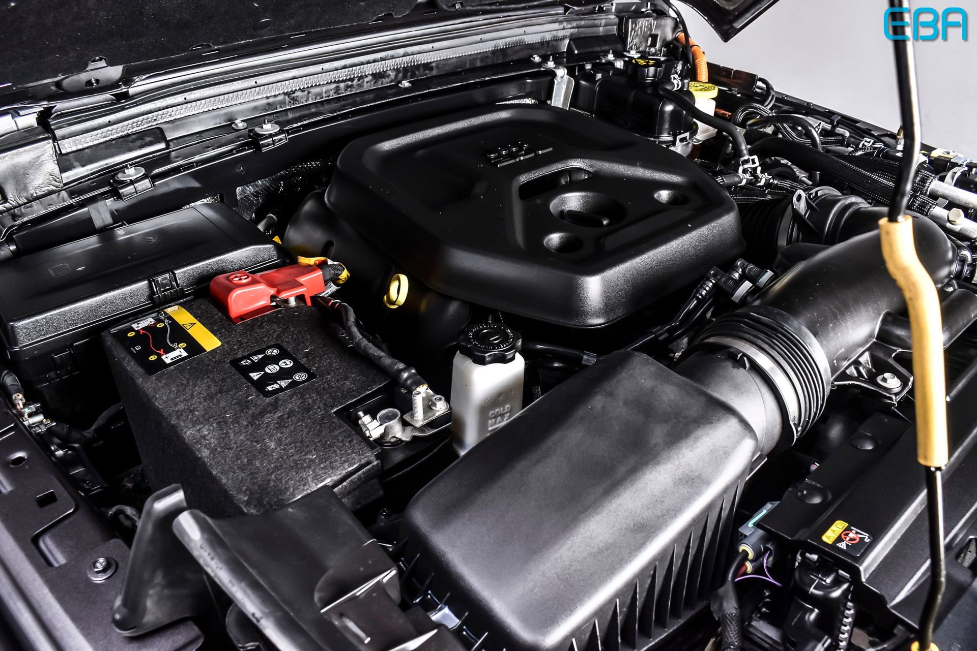 Used 2025 Jeep Wrangler Unlimited Sahara w/ Safety Group image 13