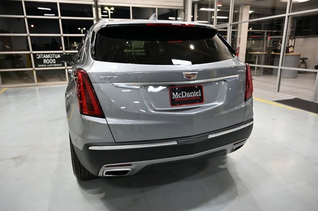 Used 2025 Cadillac XT5 Premium Luxury image 6
