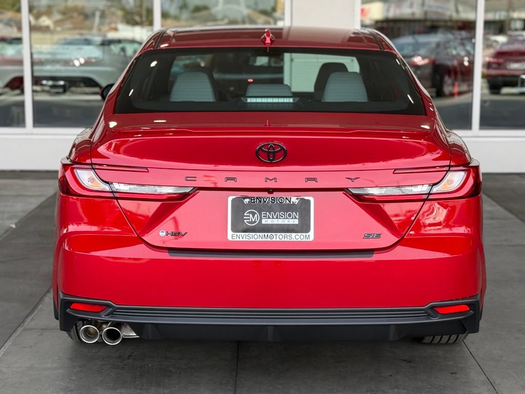 Used 2026 Toyota Camry SE FWD image 11