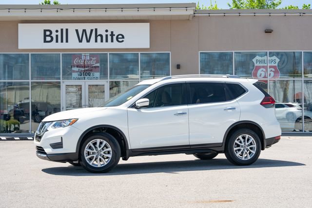 Used 2020 Nissan Rogue SV FWD image 1