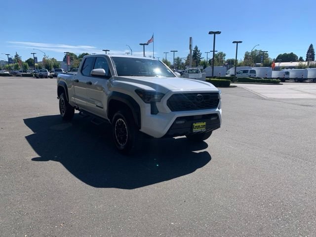 Used 2024 Toyota Tacoma TRD Off-Road AWD/4WD image 8