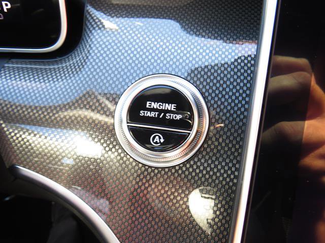 Used 2024 Mercedes-Benz CLE 450 4MATIC Cabriolet image 16