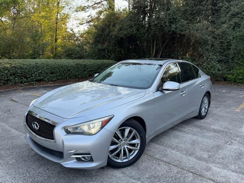 Used 2014 INFINITI Q50 Premium w/ Navigation Package RWD image 2