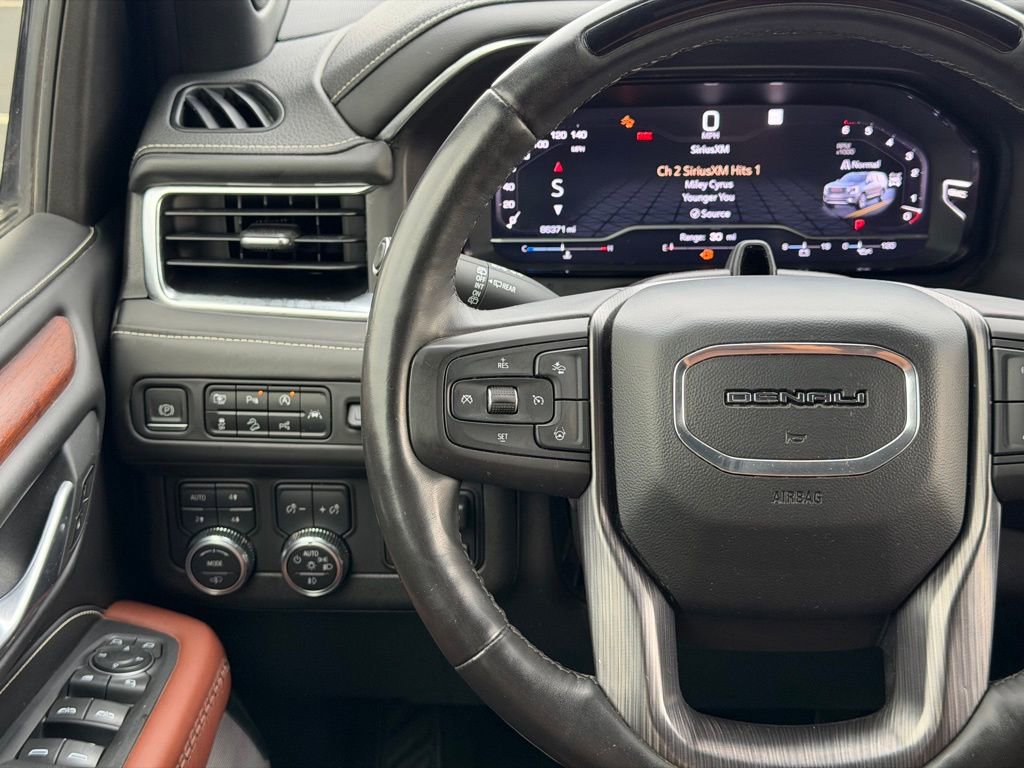 Used 2023 GMC Yukon XL Denali Ultimate AWD/4WD image 34