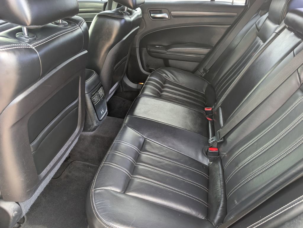 Used 2016 Chrysler 300 S w/ 300S Premium Group image 29