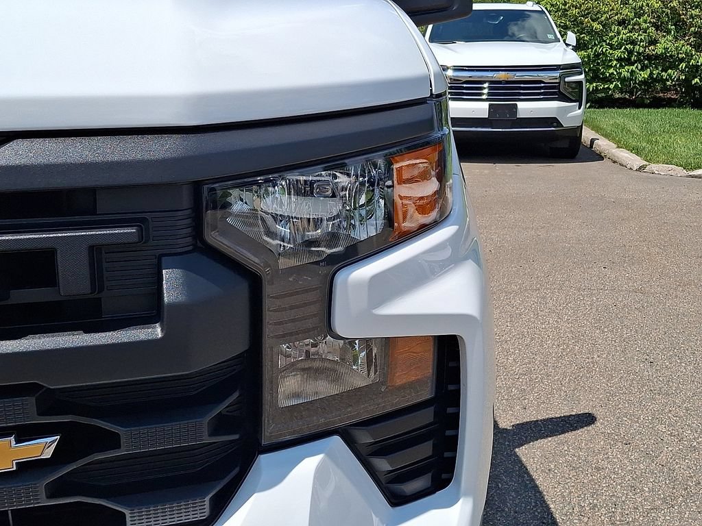 Used 2026 Chevrolet Silverado 1500 W/T AWD/4WD image 13