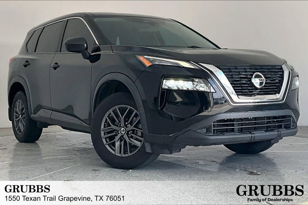Used 2021 Nissan Rogue S image 1
