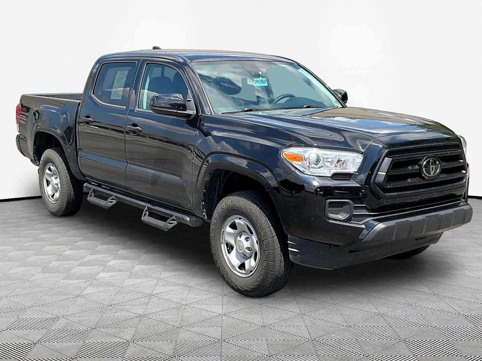 Used 2023 Toyota Tacoma SR AWD/4WD image 3