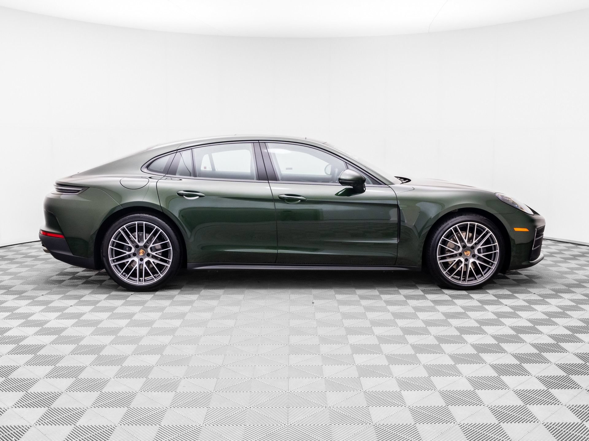 New 2026 Porsche Panamera 4 AWD/4WD image 7