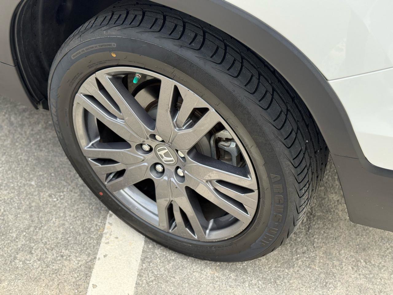 Used 2022 Honda Pilot Sport image 14