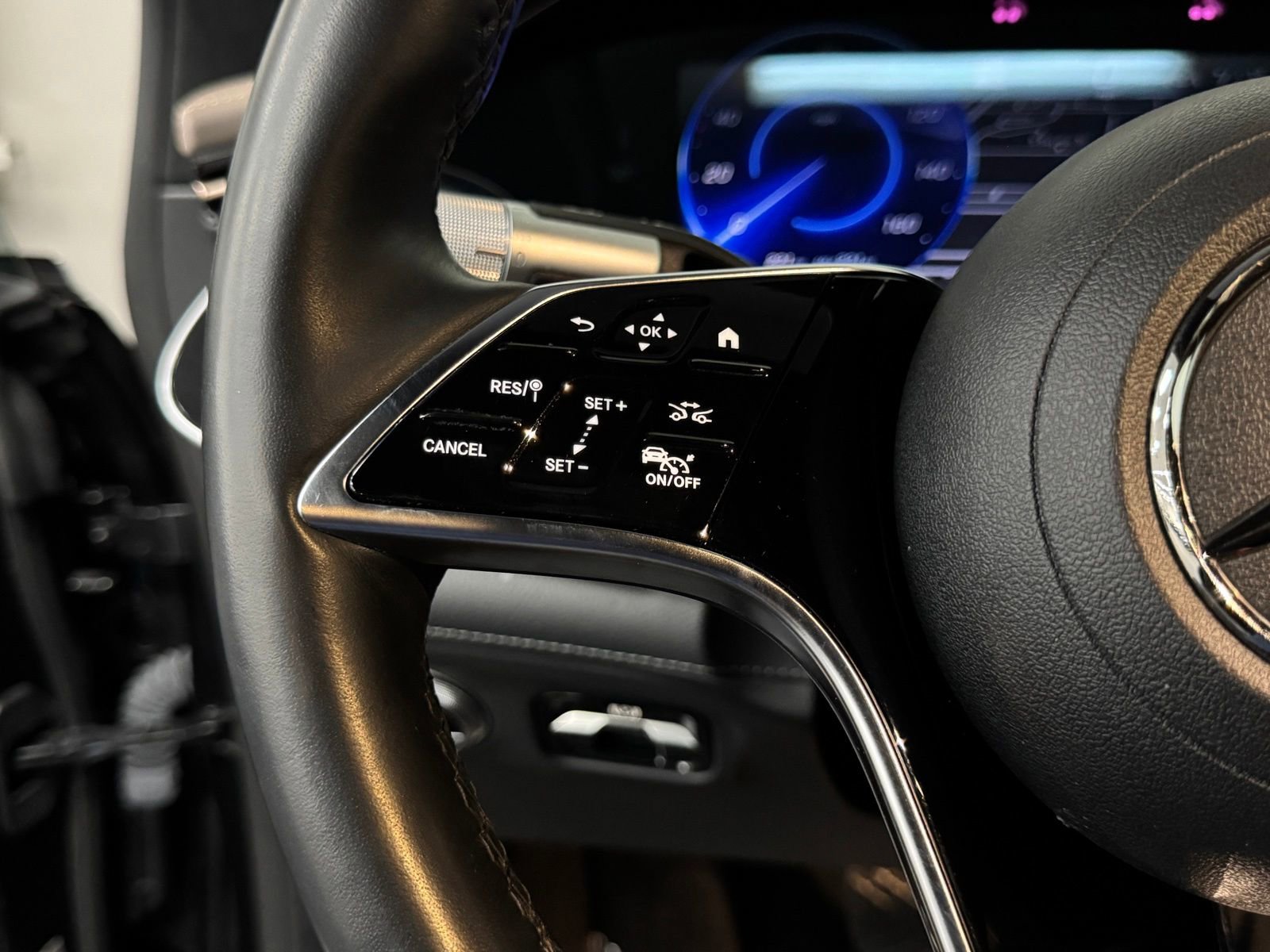 Certified 2023 Mercedes-Benz EQS 580 4MATIC Sedan image 30