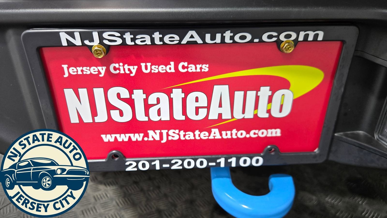 Used 2024 Jeep Wrangler Unlimited Sahara w/ Technology Group image 31