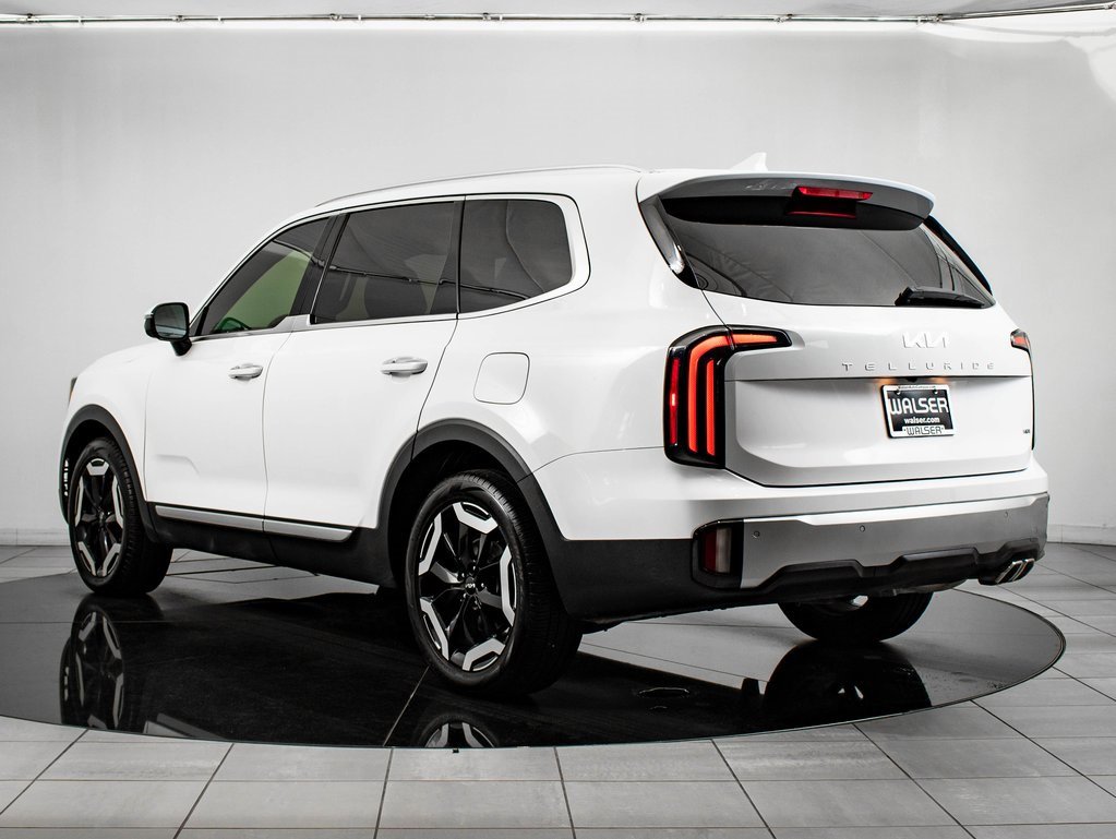 Used 2023 Kia Telluride SX image 10