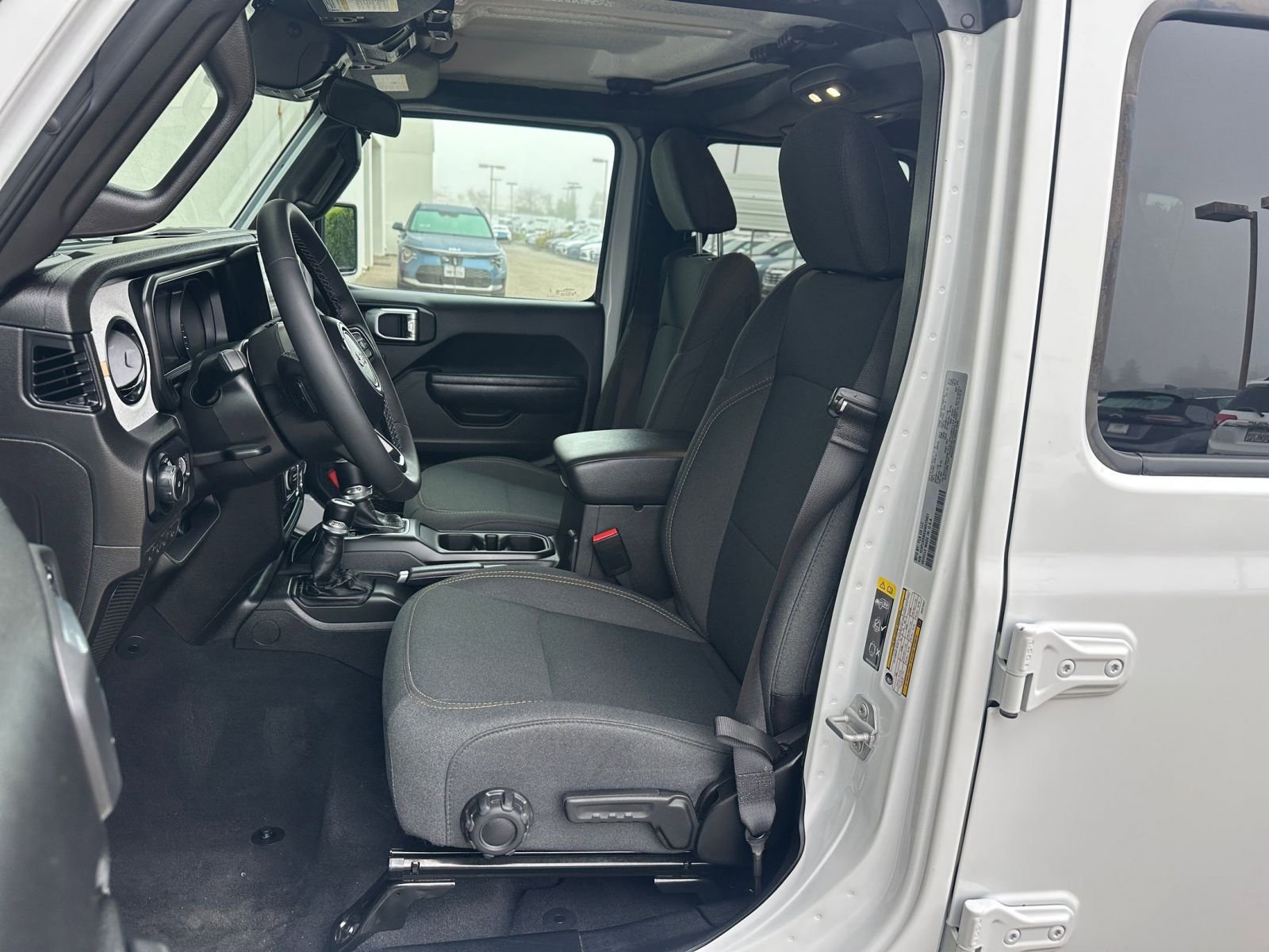 Used 2025 Jeep Wrangler Sport S image 36