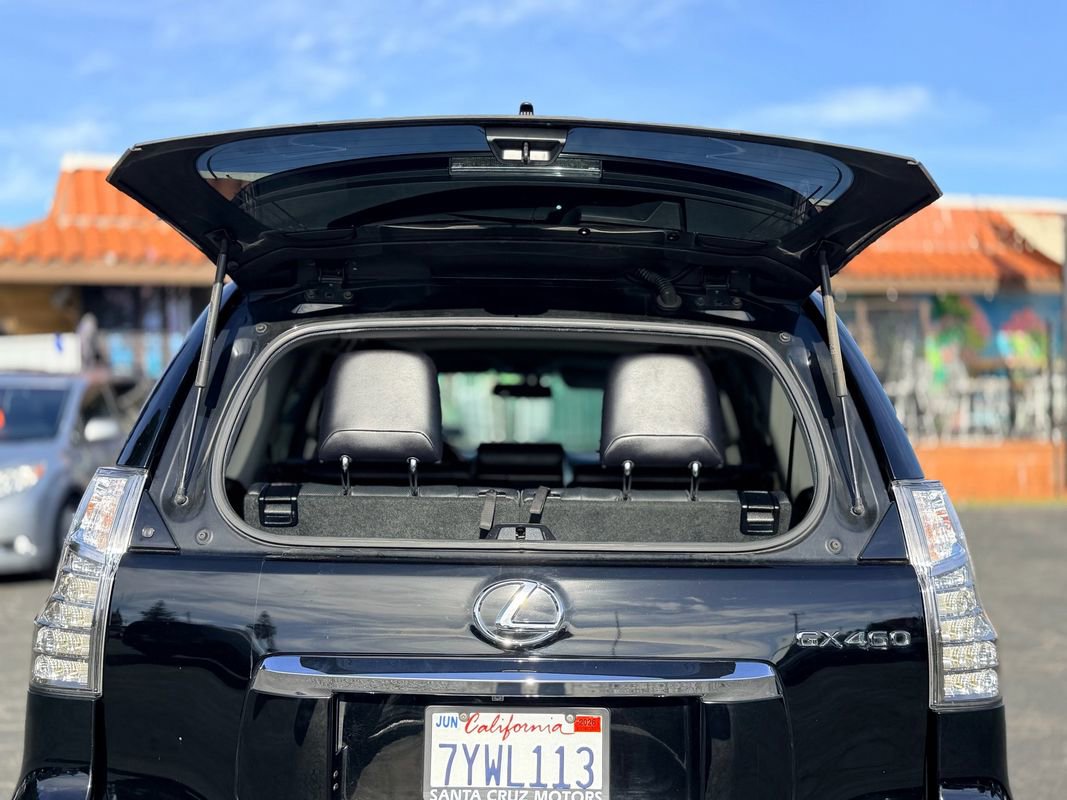 Used 2017 Lexus GX 460 image 17