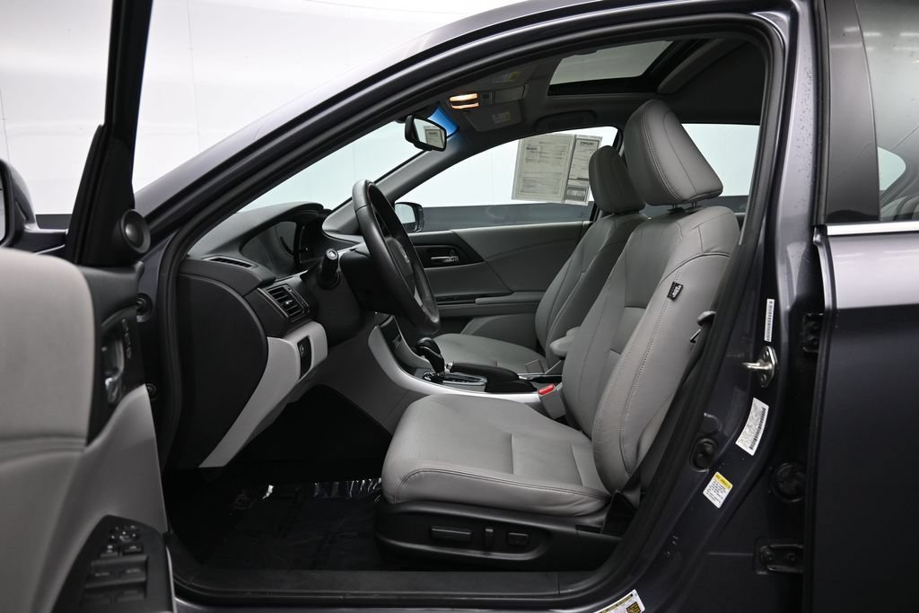 Used 2013 Honda Accord EX-L image 17