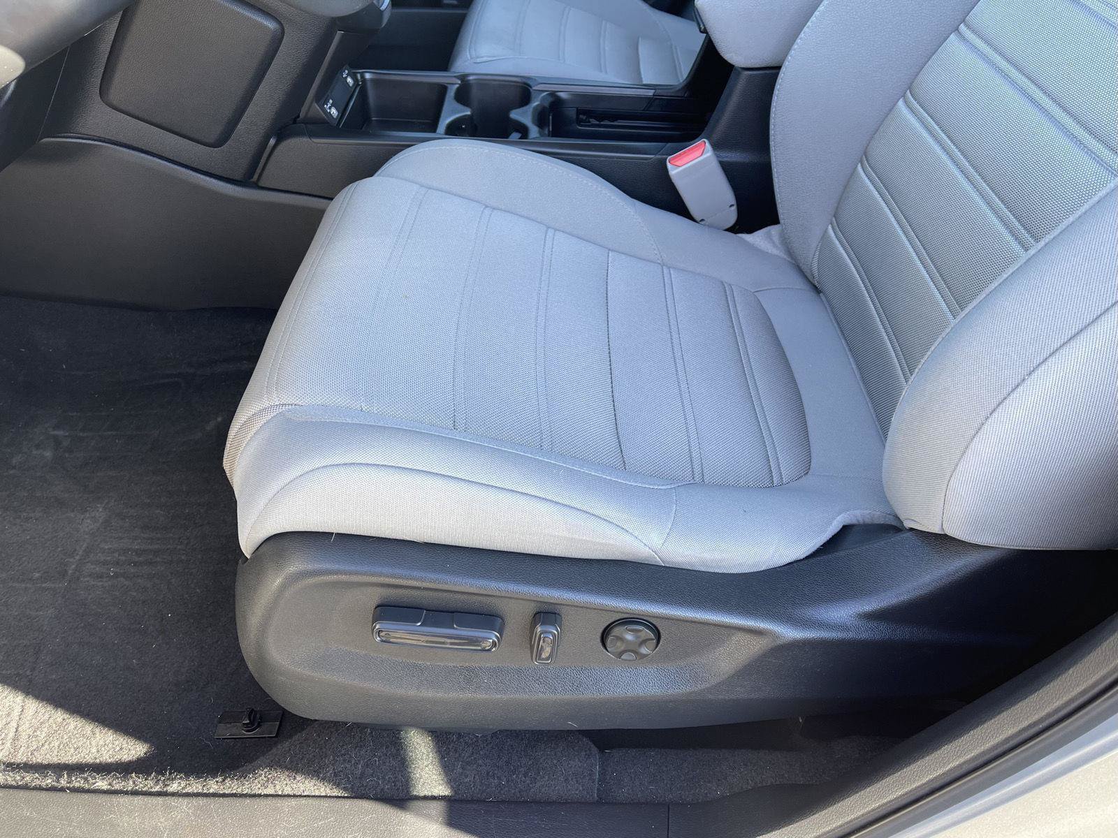 Used 2020 Honda CR-V EX image 3