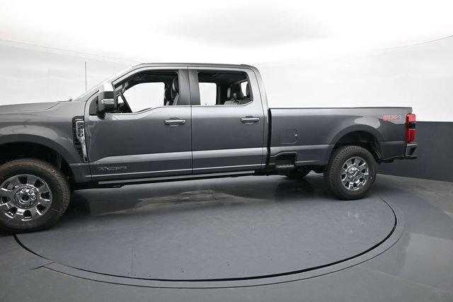 Used 2025 Ford F250 Lariat w/ Lariat Ultimate Package AWD/4WD image 4