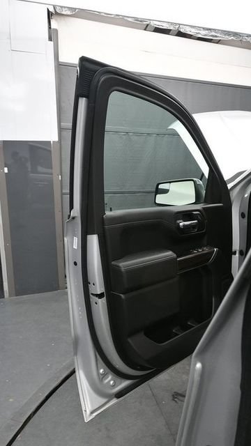Used 2020 Chevrolet Silverado 1500 LT w/ Bed Protection Package AWD/4WD image 10