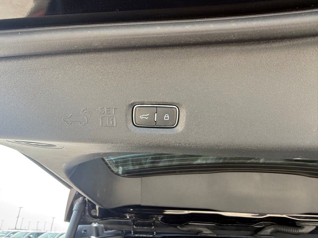 Used 2025 Ford Expedition Max Platinum image 35