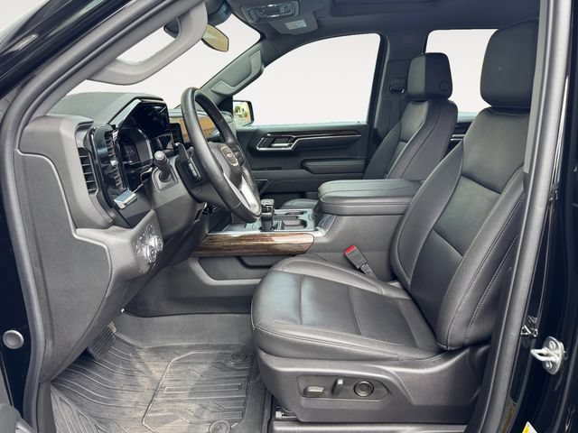 Used 2024 GMC Sierra 1500 Elevation w/ Elevation Premium Package AWD/4WD image 11
