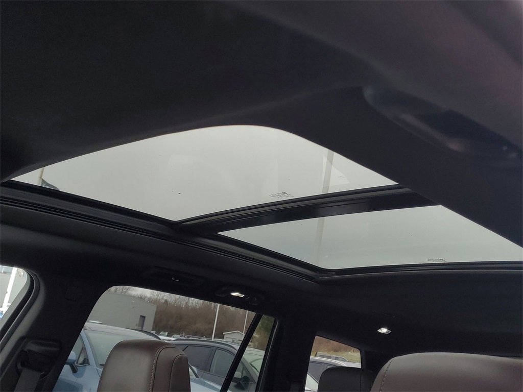 Used 2021 Cadillac XT6 Premium Luxury image 12