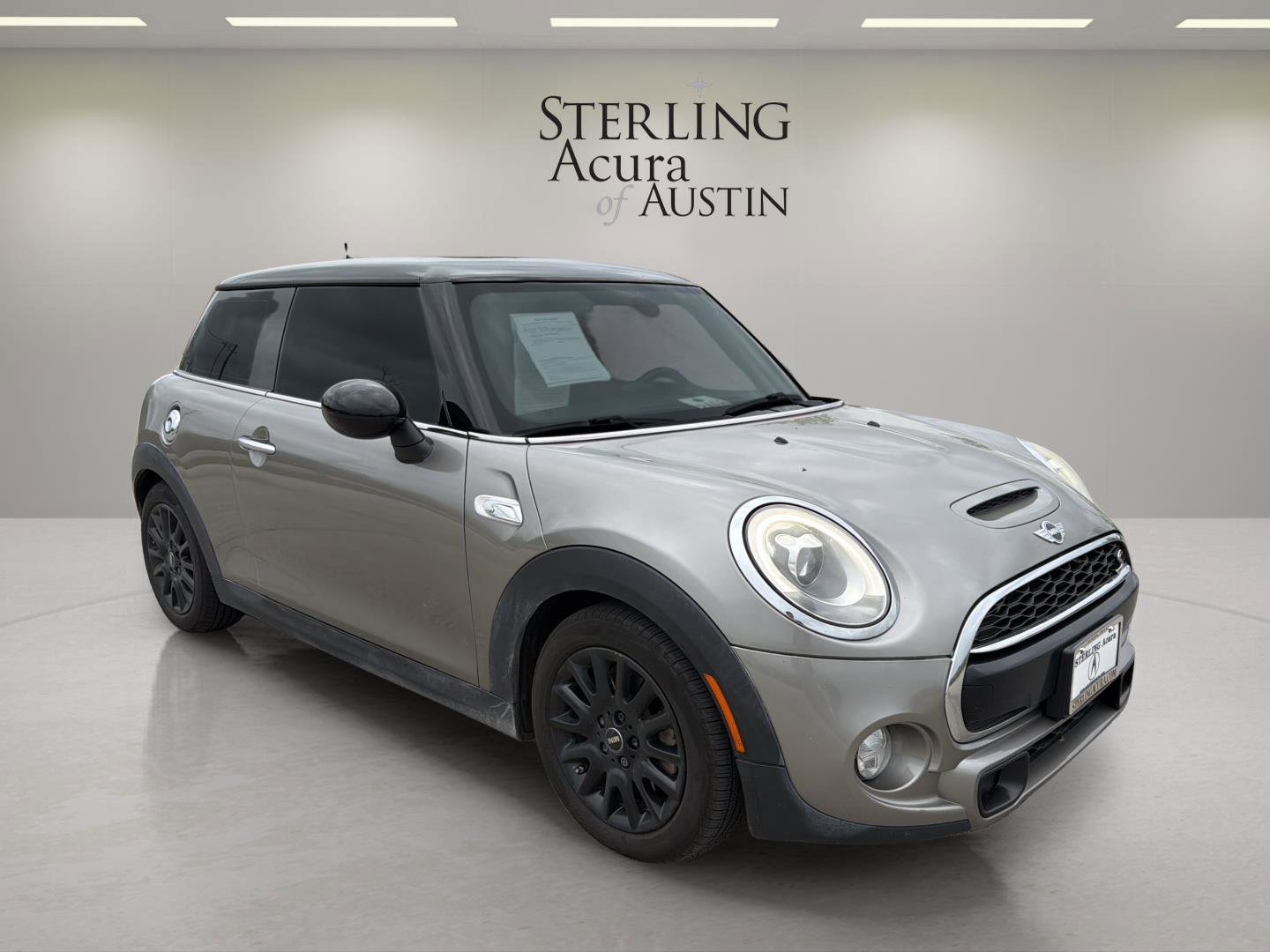 Used 2017 MINI Cooper S image 3
