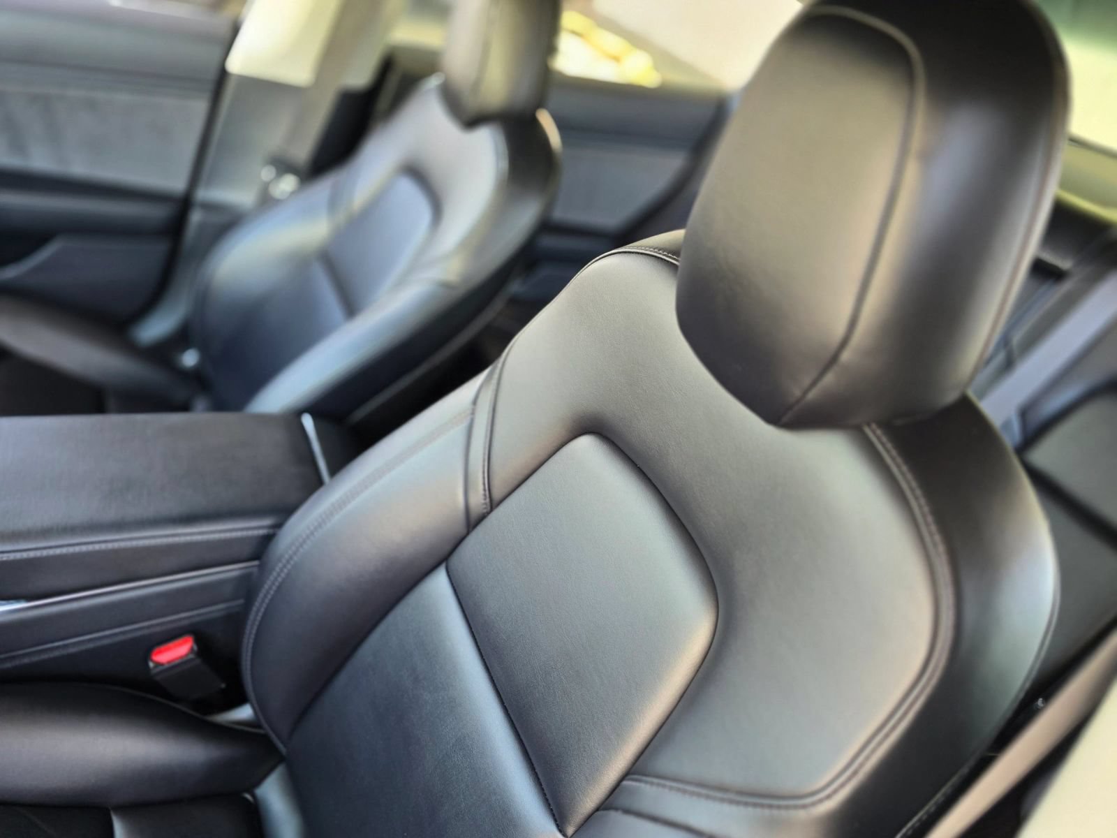 Used 2018 Tesla Model 3 Long Range RWD image 26