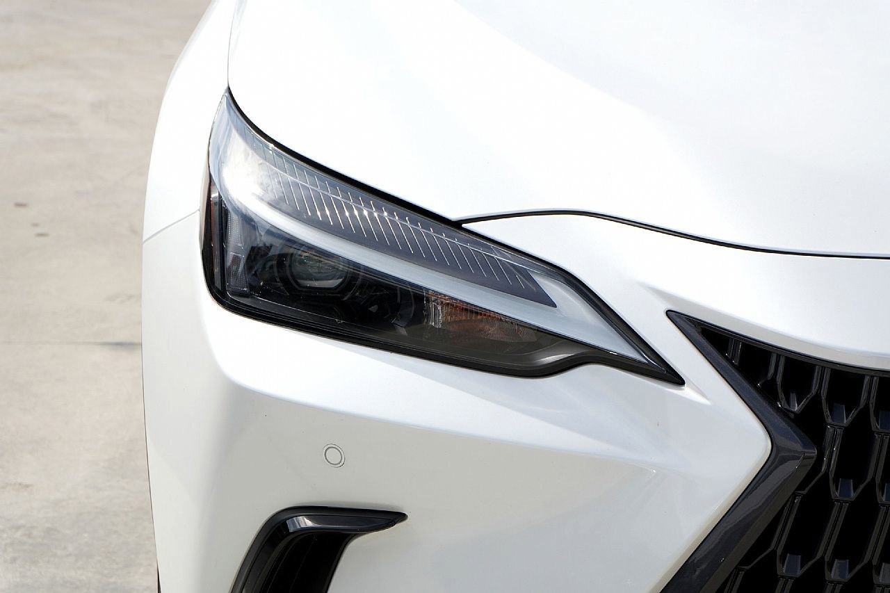 Used 2023 Lexus NX 350 AWD w/ Premium Package image 8