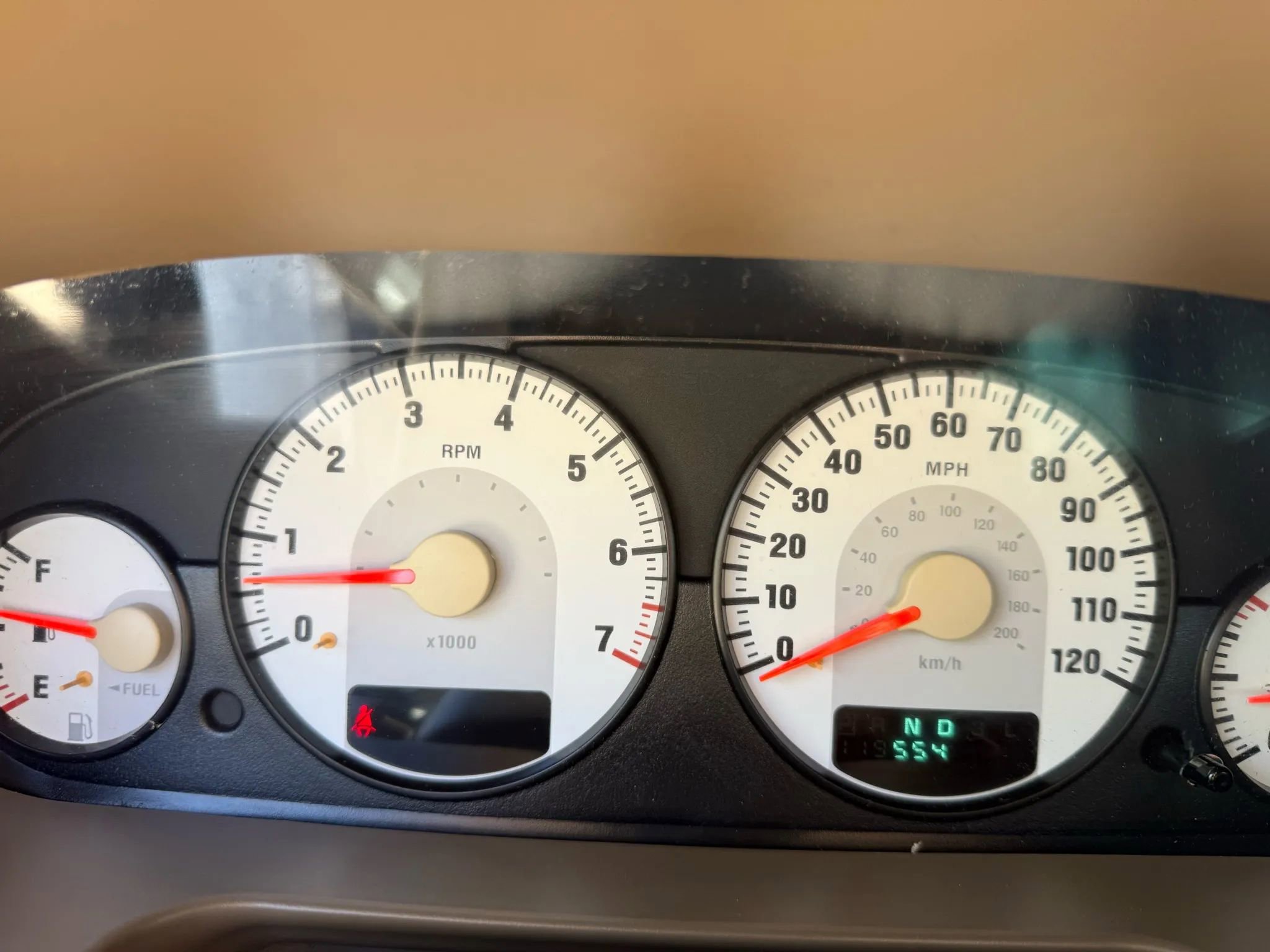 Used 2004 Chrysler Sebring GTC image 29