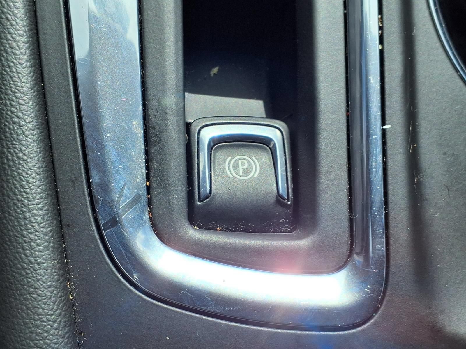 Used 2023 Chevrolet Equinox LS w/ LPO, Cargo Package FWD image 8