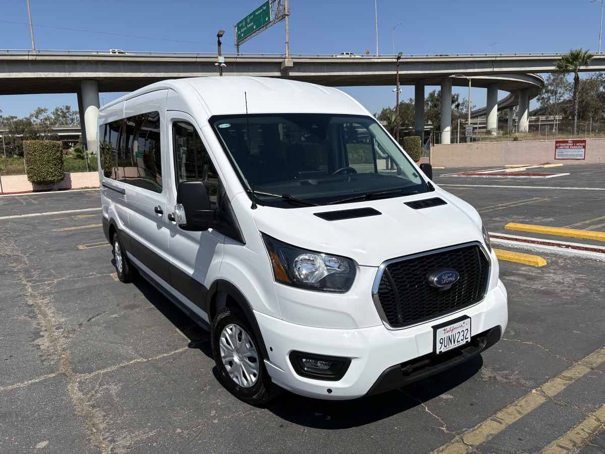 Used 2025 Ford Transit 350 XLT RWD image 40