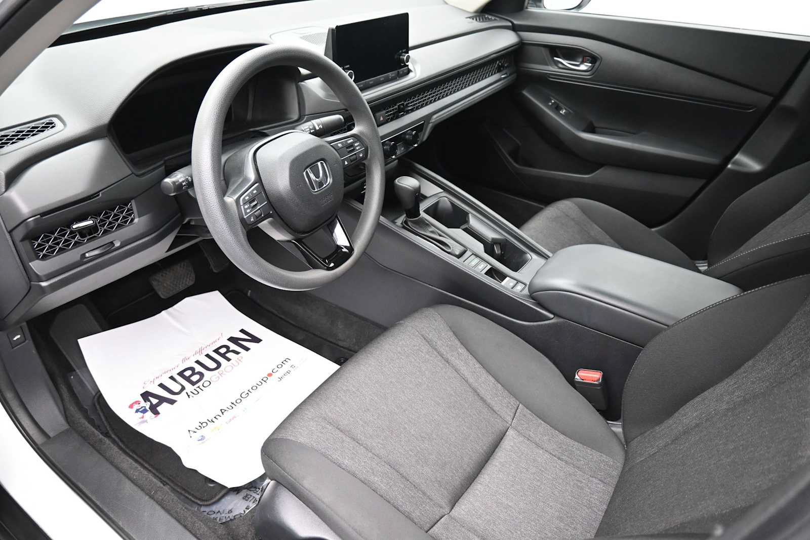 Used 2023 Honda Accord LX image 7