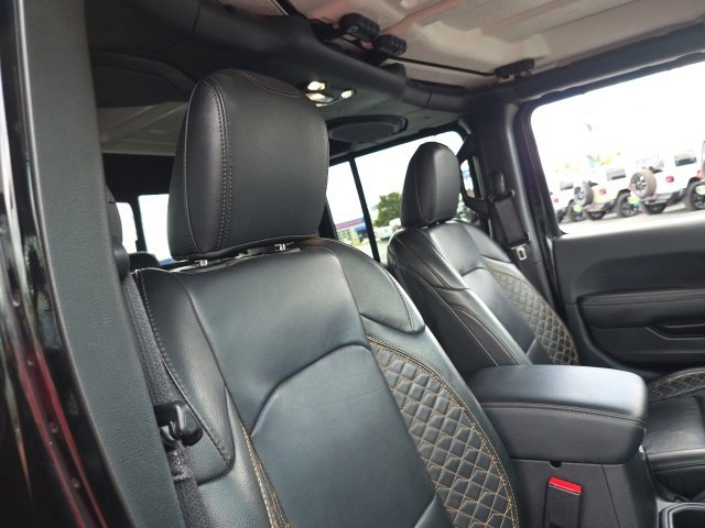 Used 2023 Jeep Gladiator Overland image 41