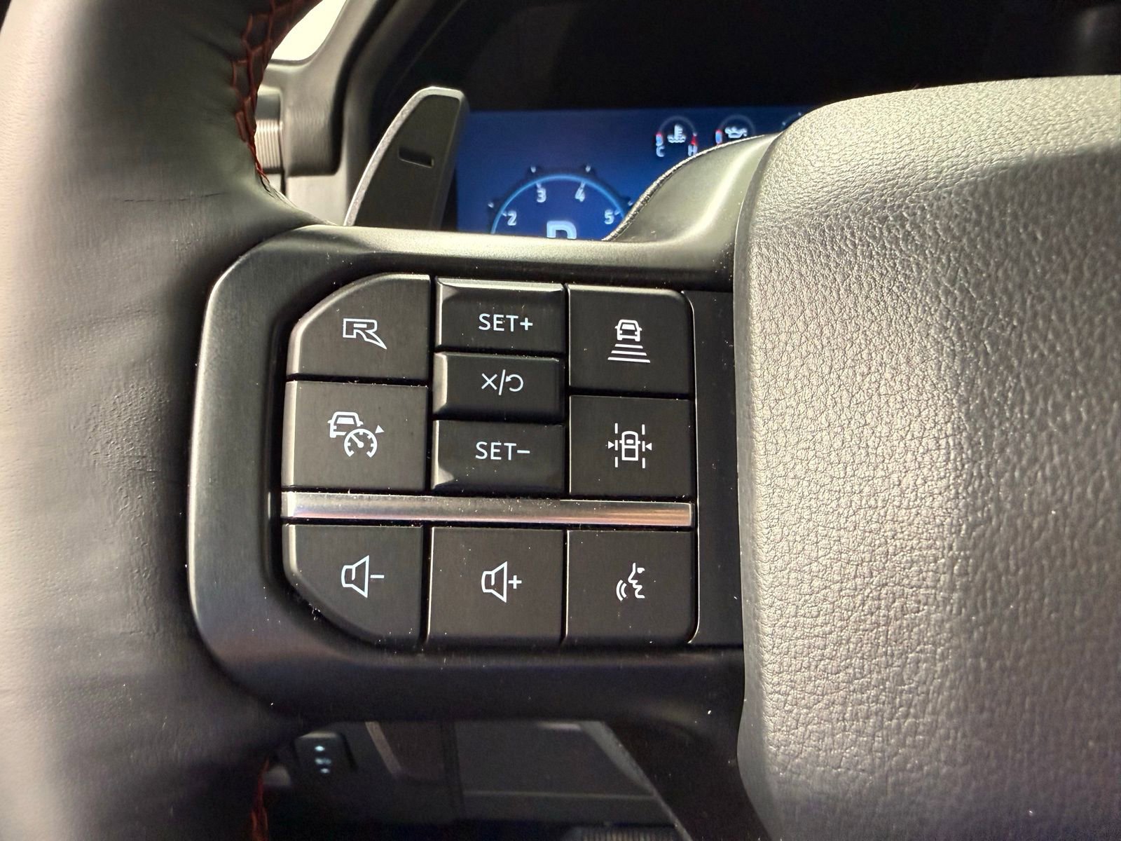 Used 2025 Ford F150 Raptor AWD/4WD image 21