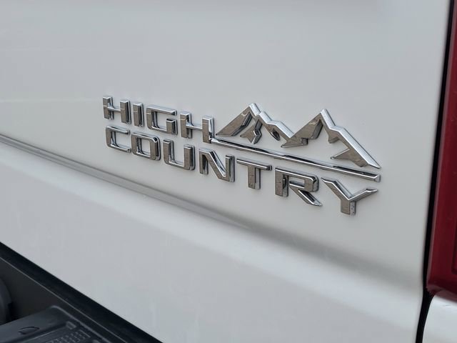 Used 2025 Chevrolet Silverado 1500 High Country image 33