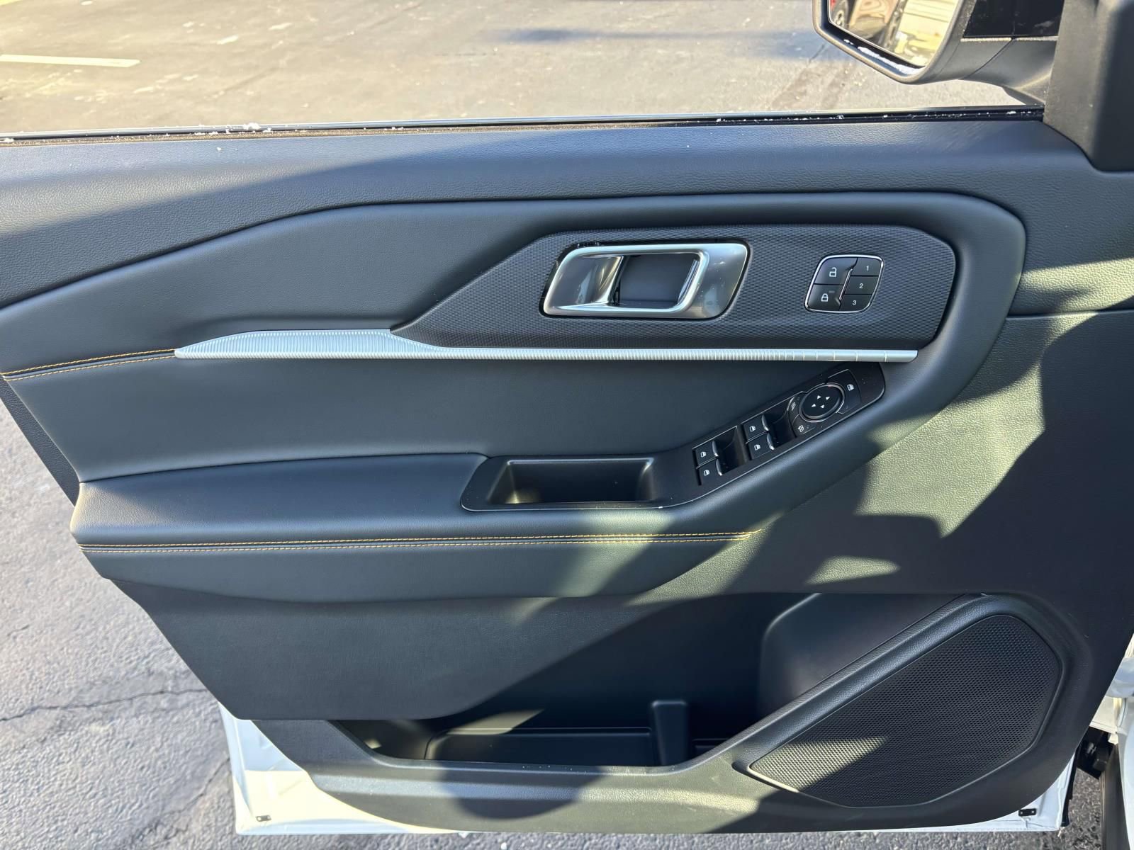 New 2026 Ford Explorer Tremor w/ Tremor Convenience Package image 11