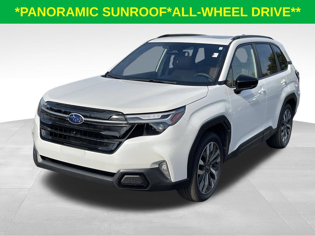Used 2025 Subaru Forester Touring AWD/4WD image 3