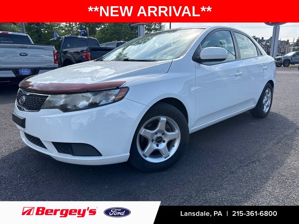 Used 2013 Kia Forte LX FWD image 1