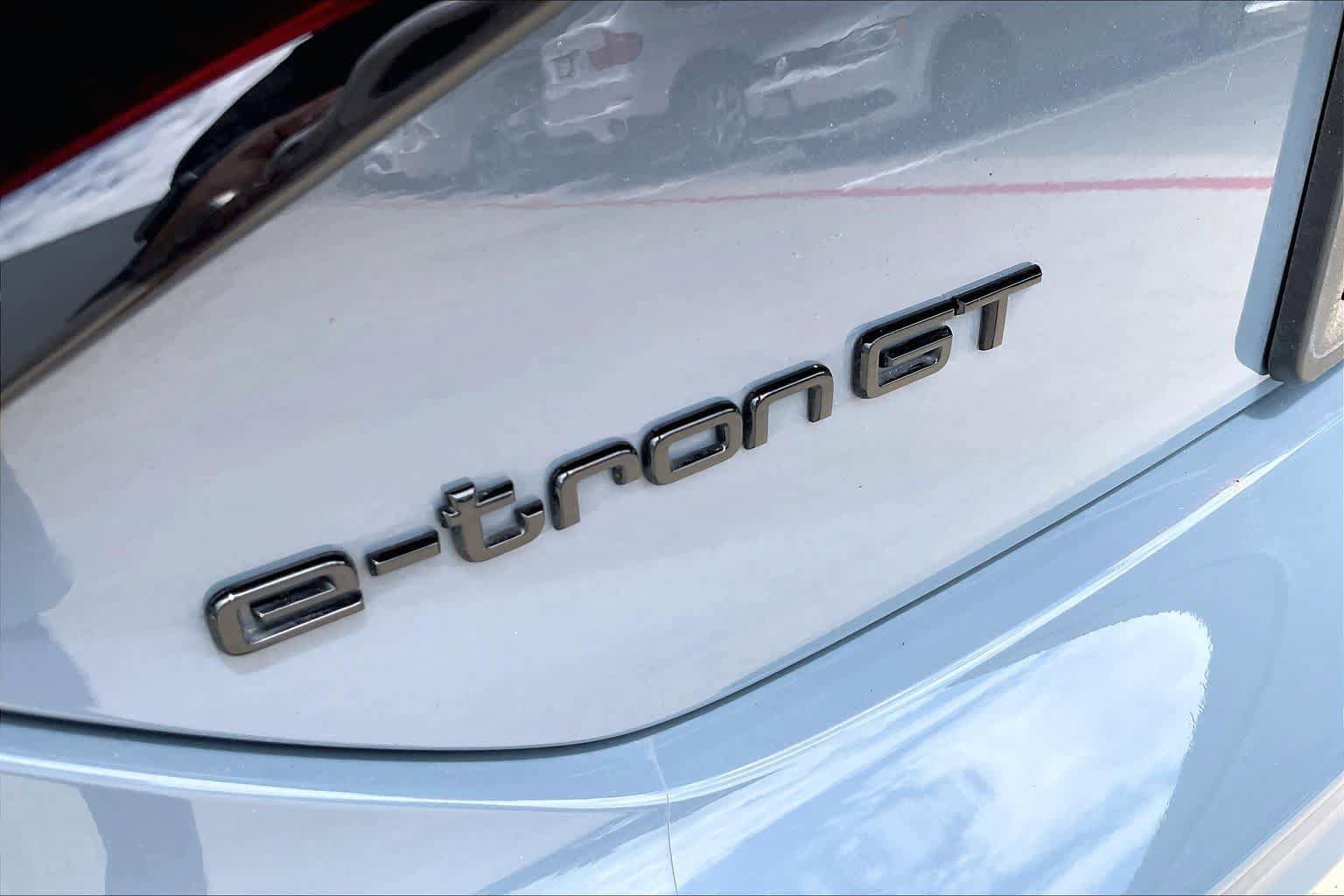 Used 2024 Audi e-tron GT Premium Plus w/ Performance Package AWD/4WD image 30