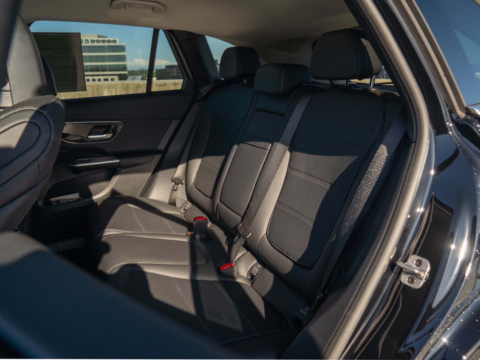 Certified 2025 Mercedes-Benz GLC 350e 4MATIC image 25