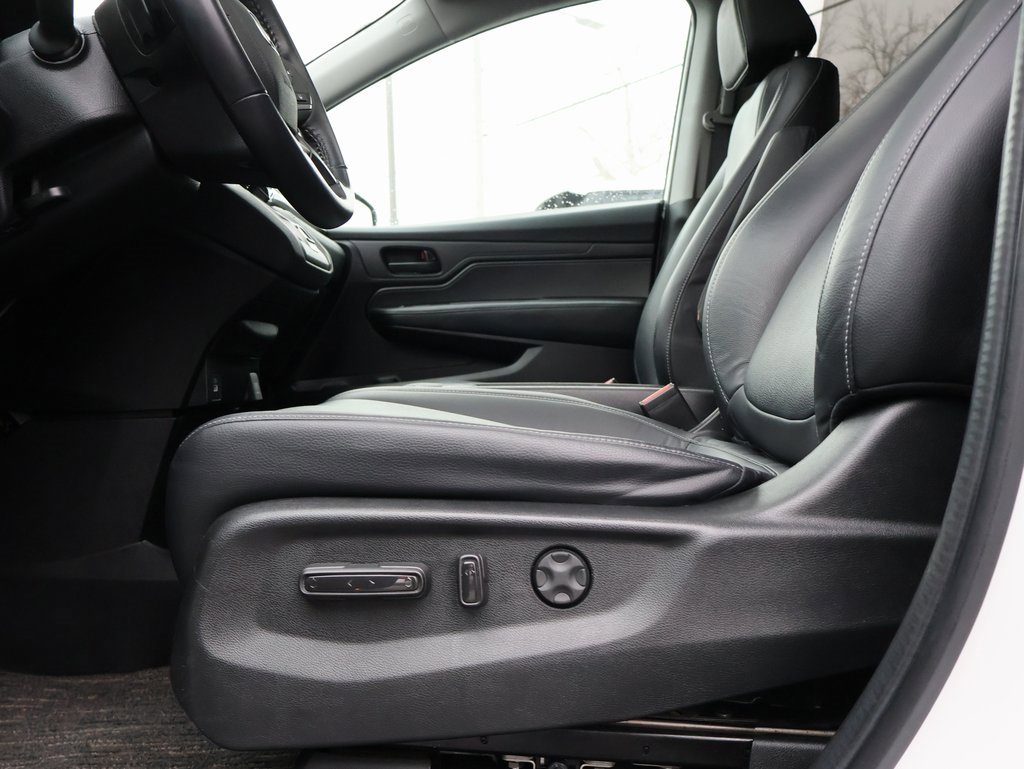 Certified 2024 Honda Odyssey EX-L image 32