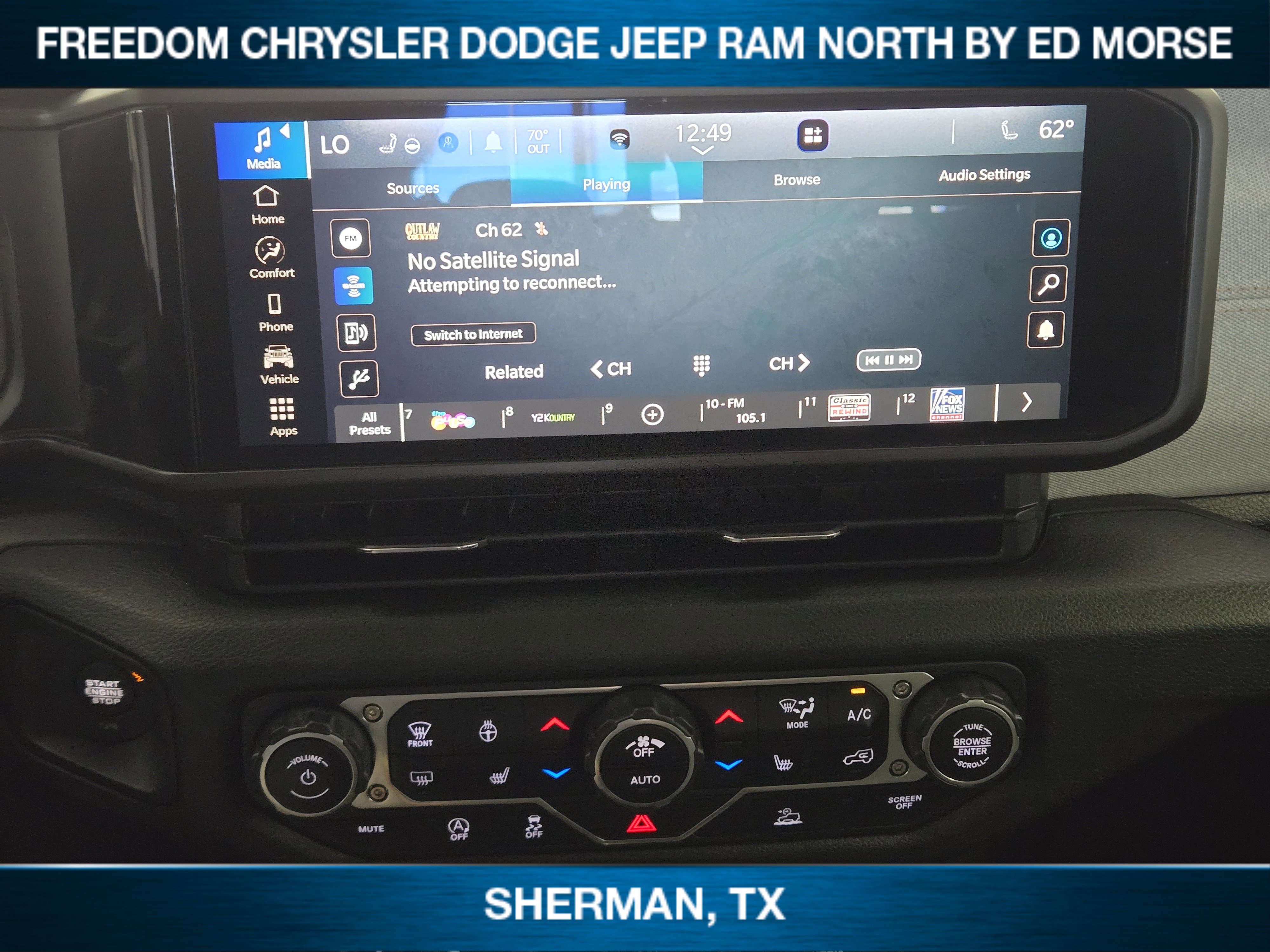 Used 2024 Jeep Gladiator Sport AWD/4WD image 11