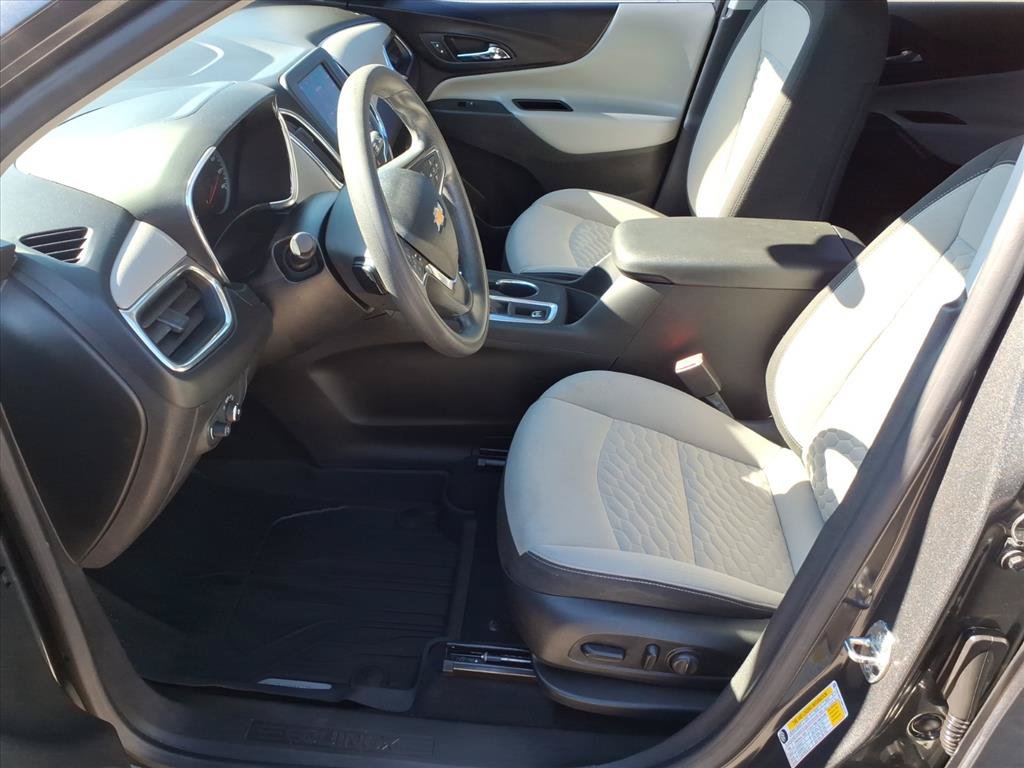 Certified 2021 Chevrolet Equinox LS w/ LS Convenience Package FWD image 12